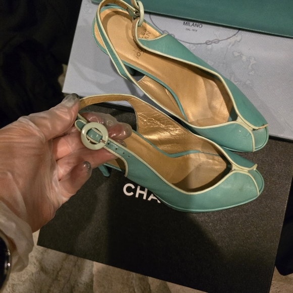 Vintage Charles Jourdan Shoes and Purse - Picture 3 of 9